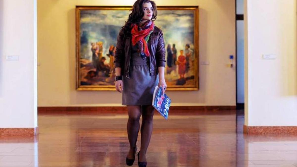 sara-szokira-orban_09129600