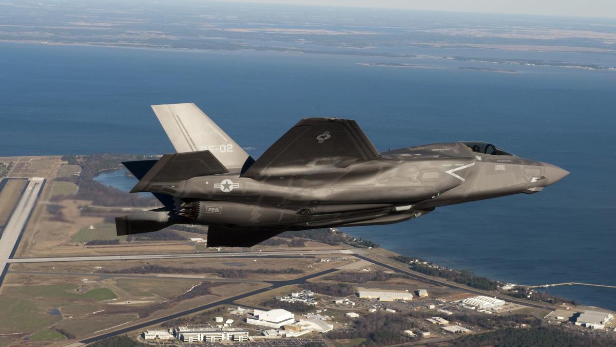 f-35-joint-strike-fighter_04015400