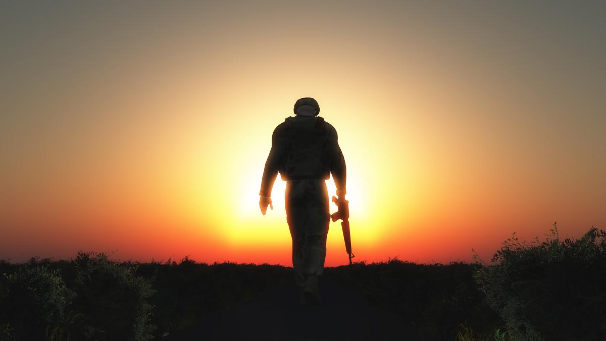 soldier-walking-silhouette_65685700
