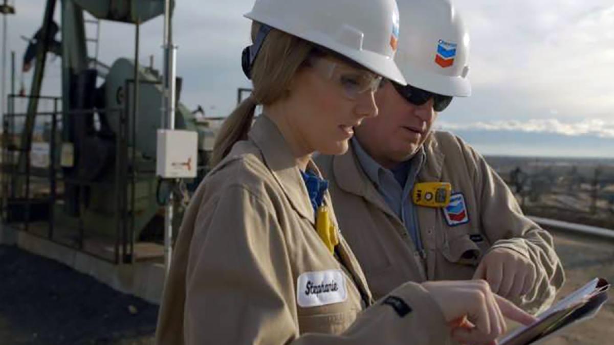 chevron-gaze_19652700