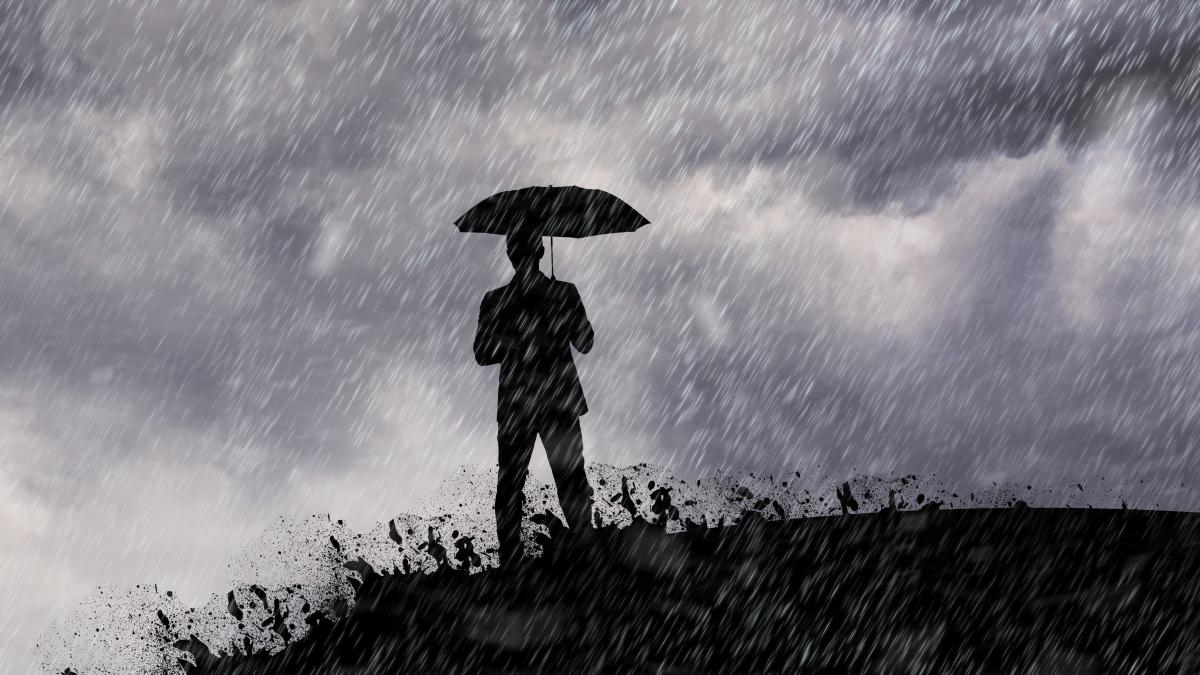 splash-bargain-line-rain-signing_12780100