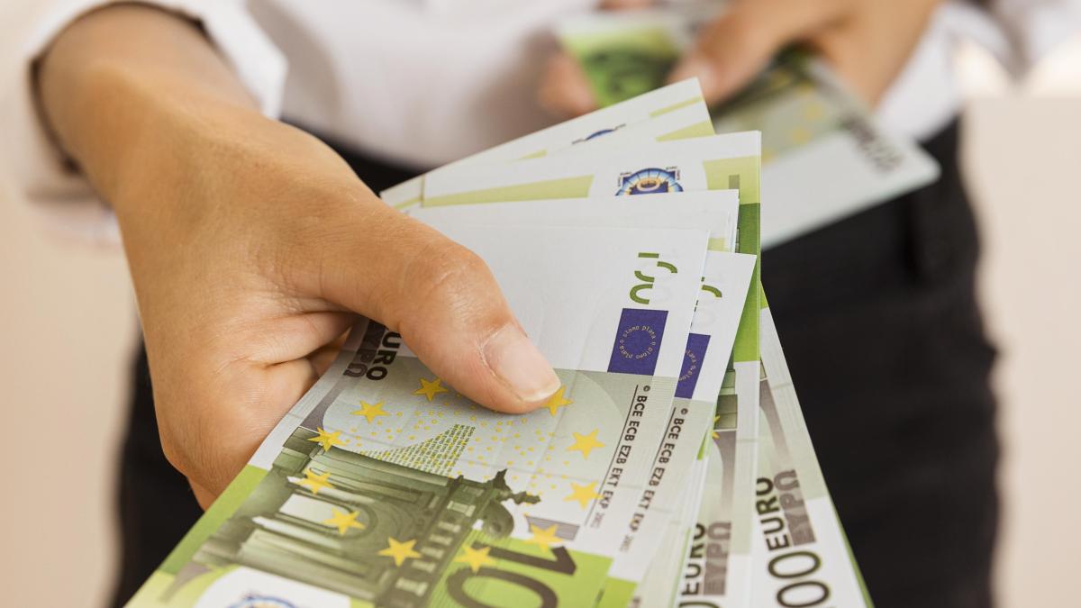 covid-19-global-economic-crisis-1_53169900