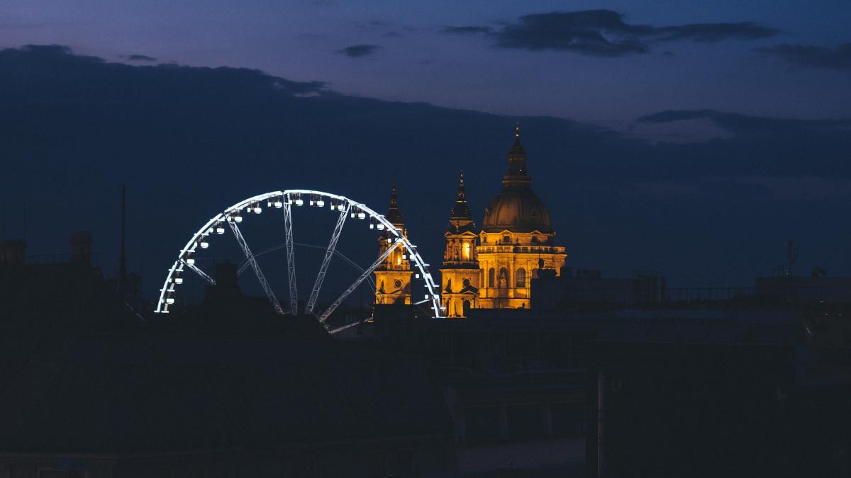 joseph-sun-uxai8lrljhw-unsplash_35664000