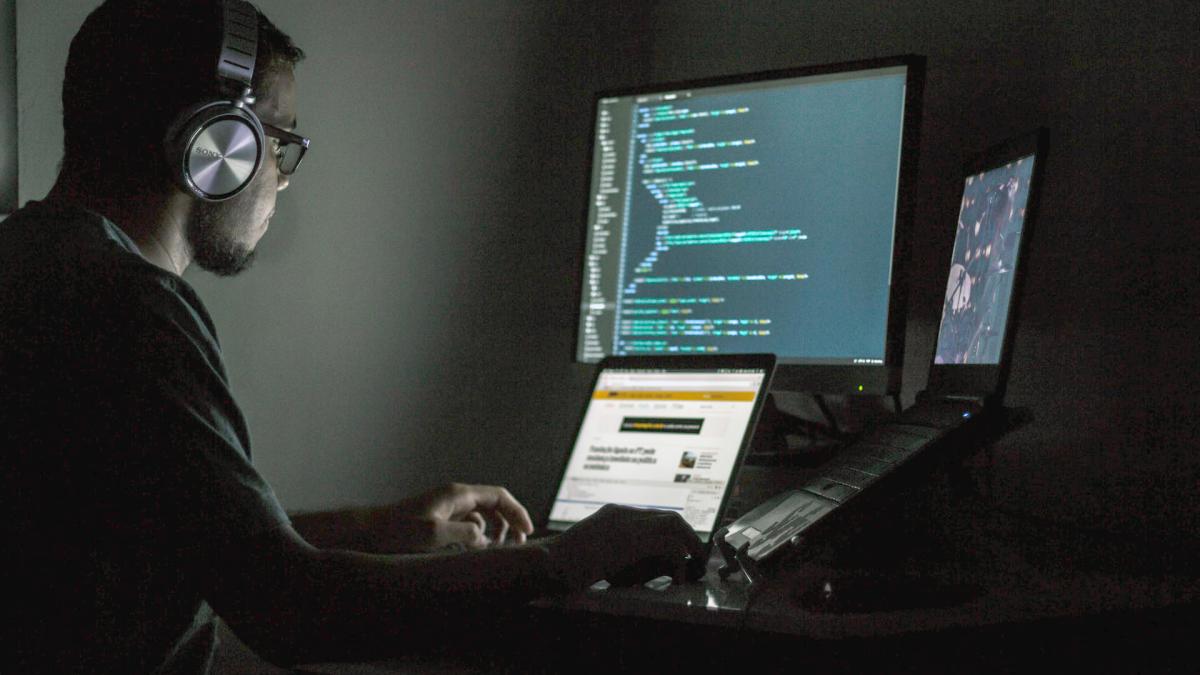 hacker-programator_56651900