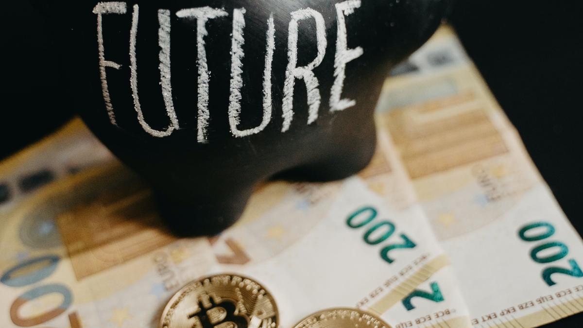 pexels-alesia-kozik-6781340_86697600