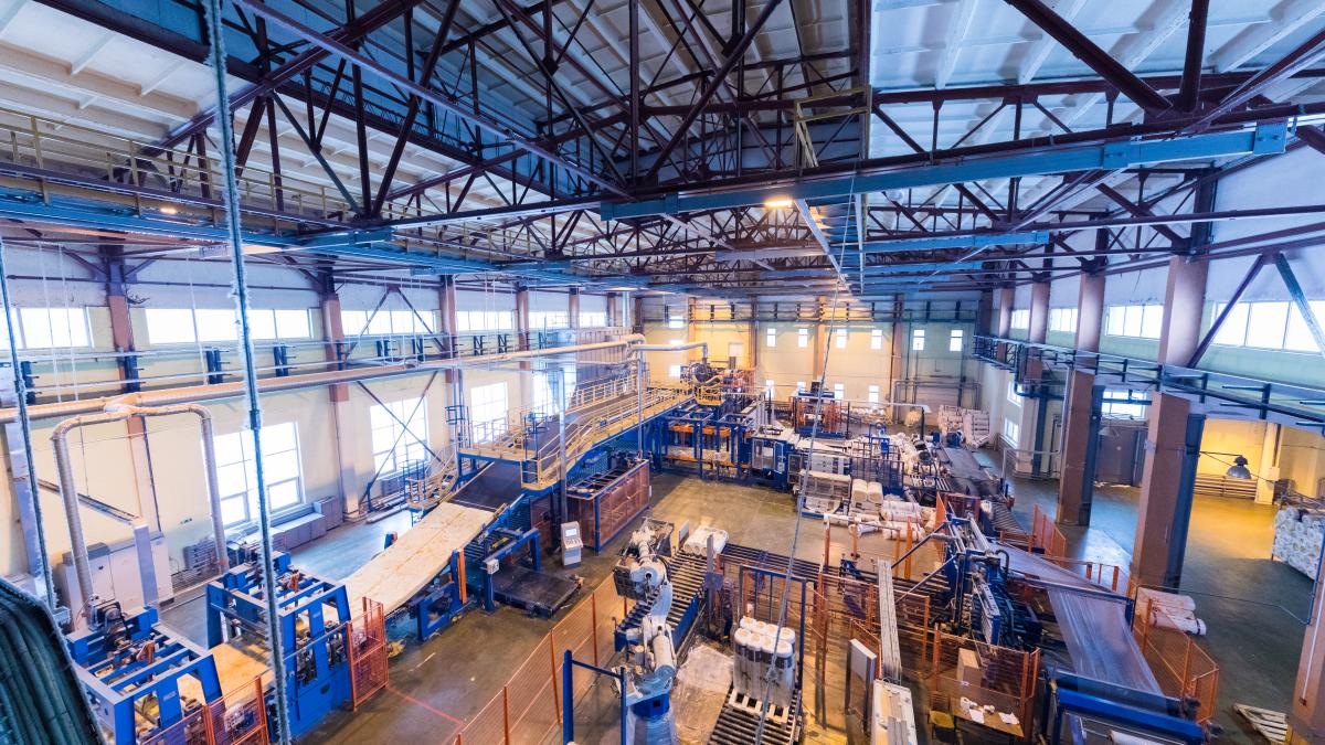 factory-workshop-interior-machines-glass-production-background-1_28921700