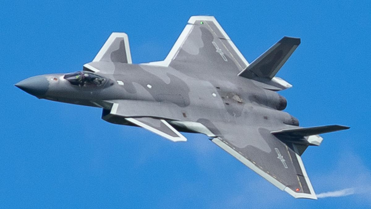 j-20_30514200