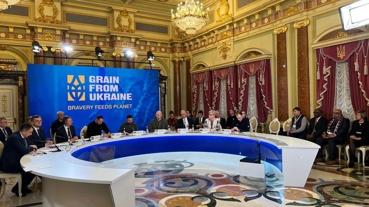 whatsapp-image-2023-11-25-at-14-49-13_29444500