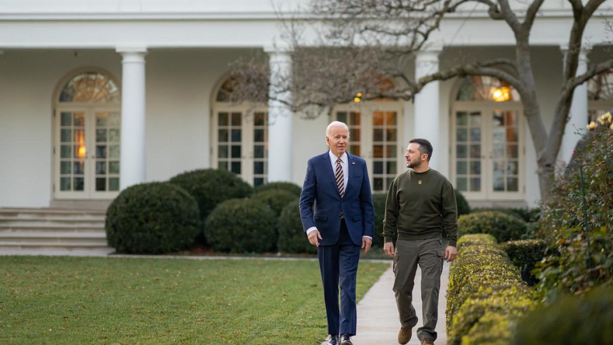 joe-biden-volodimir-zelenski_65919200