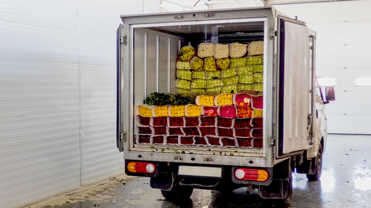 camion-aprovizionare_81957600