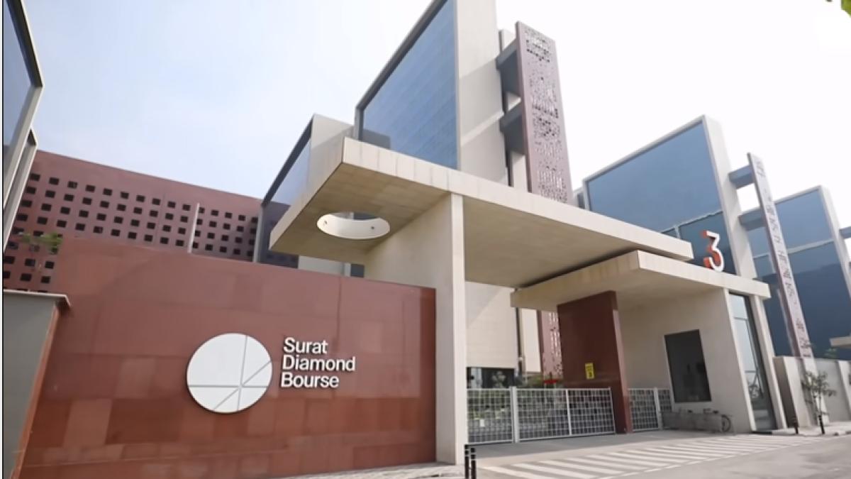 A fost inaugurată Bursa de diamante. Este mai mare decât Pentagonul