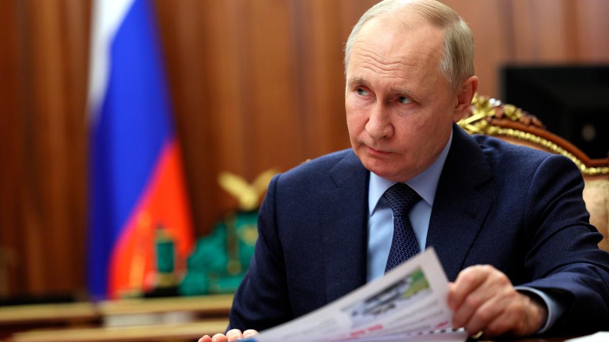 O petrecere depravată a elitei ruse la care a participat și fina lui Putin a declanșat furia liderului de la Kremlin VIDEO