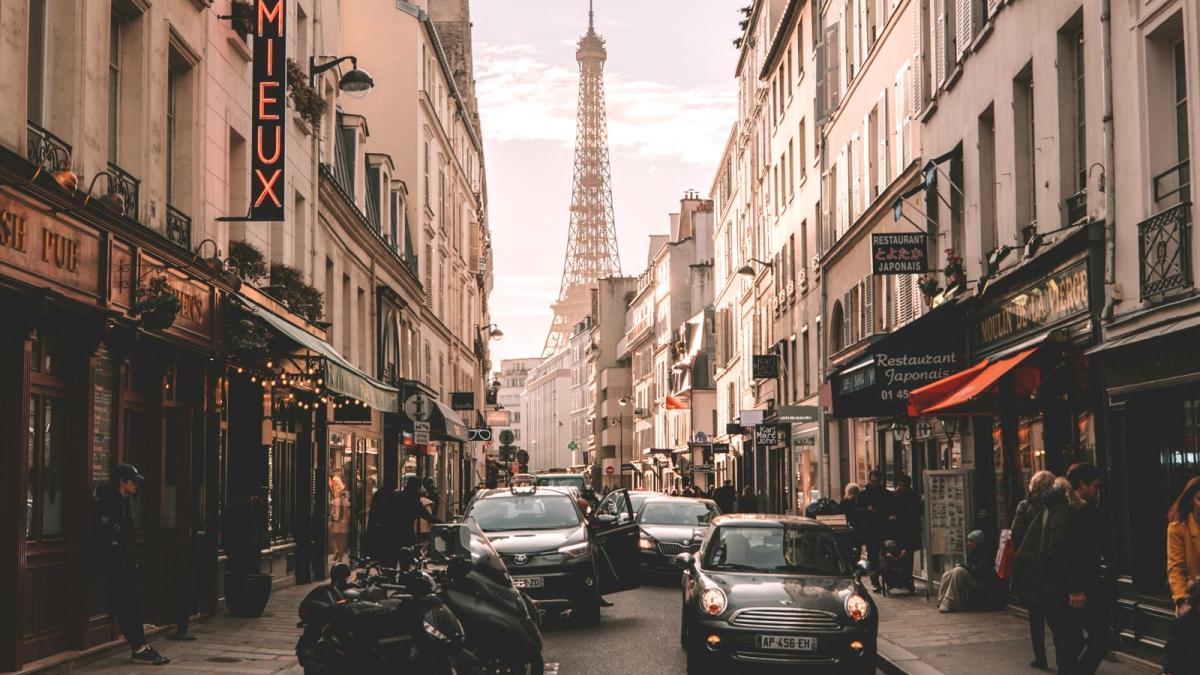 earth-dxuxhw3s5ak-unsplash_09487000