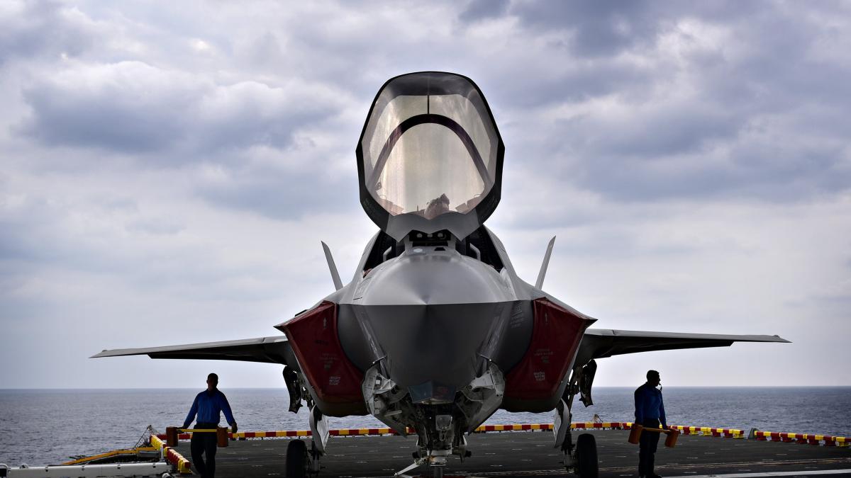 f-35-plane_78122500