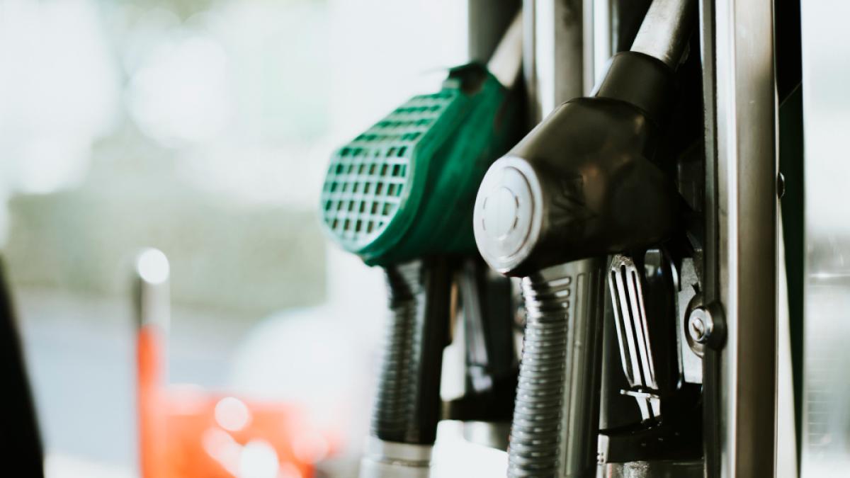 closeup-fuel-nozzles-gas-station_48621100