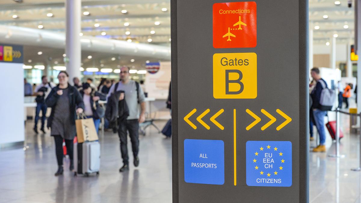 schengen-aeroport-calatori-1_32429900