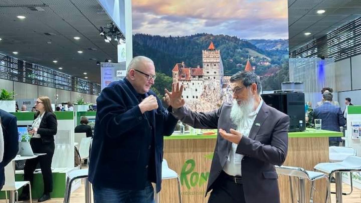 whatsapp-image-2024-03-14-at-14-14-10_35745900