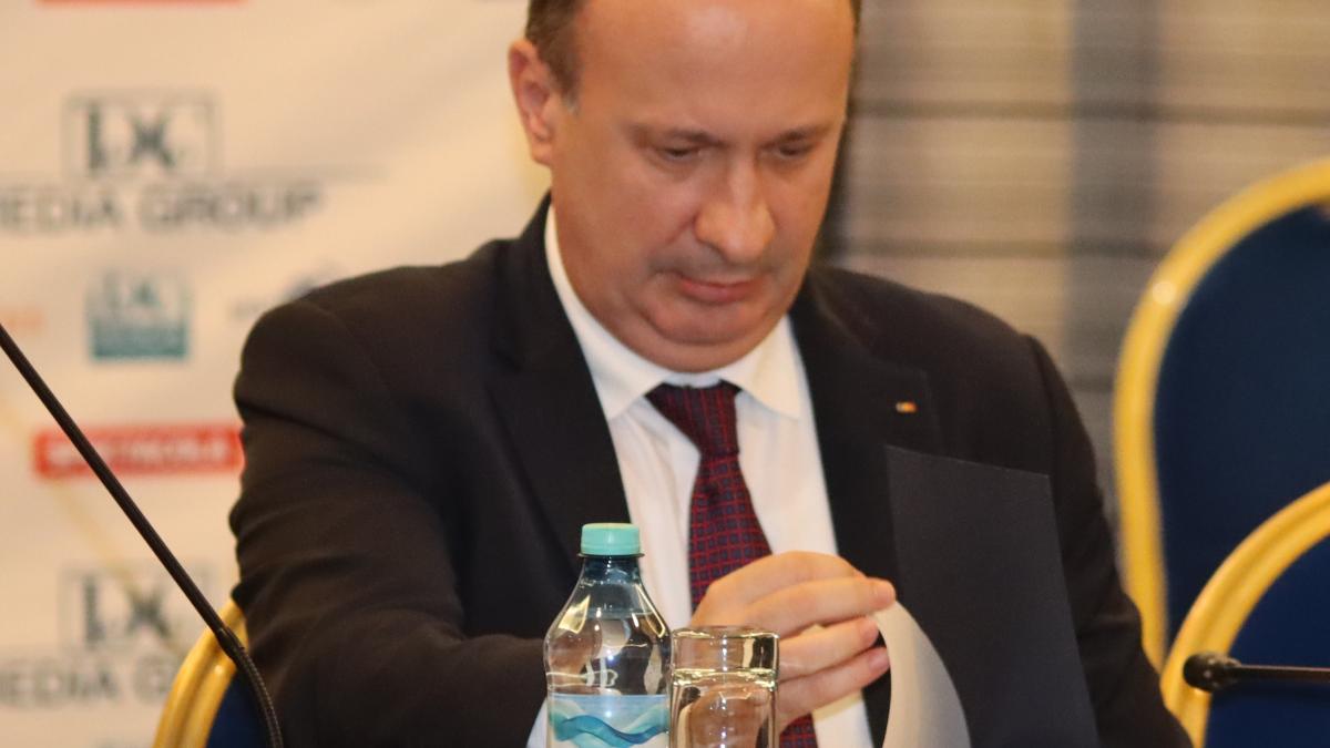 adrian-caciu_03276300