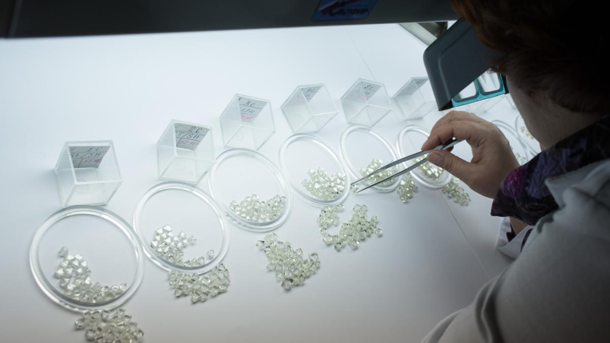 5-prc-20roughprc-20diamondprc-20sorting_95459400