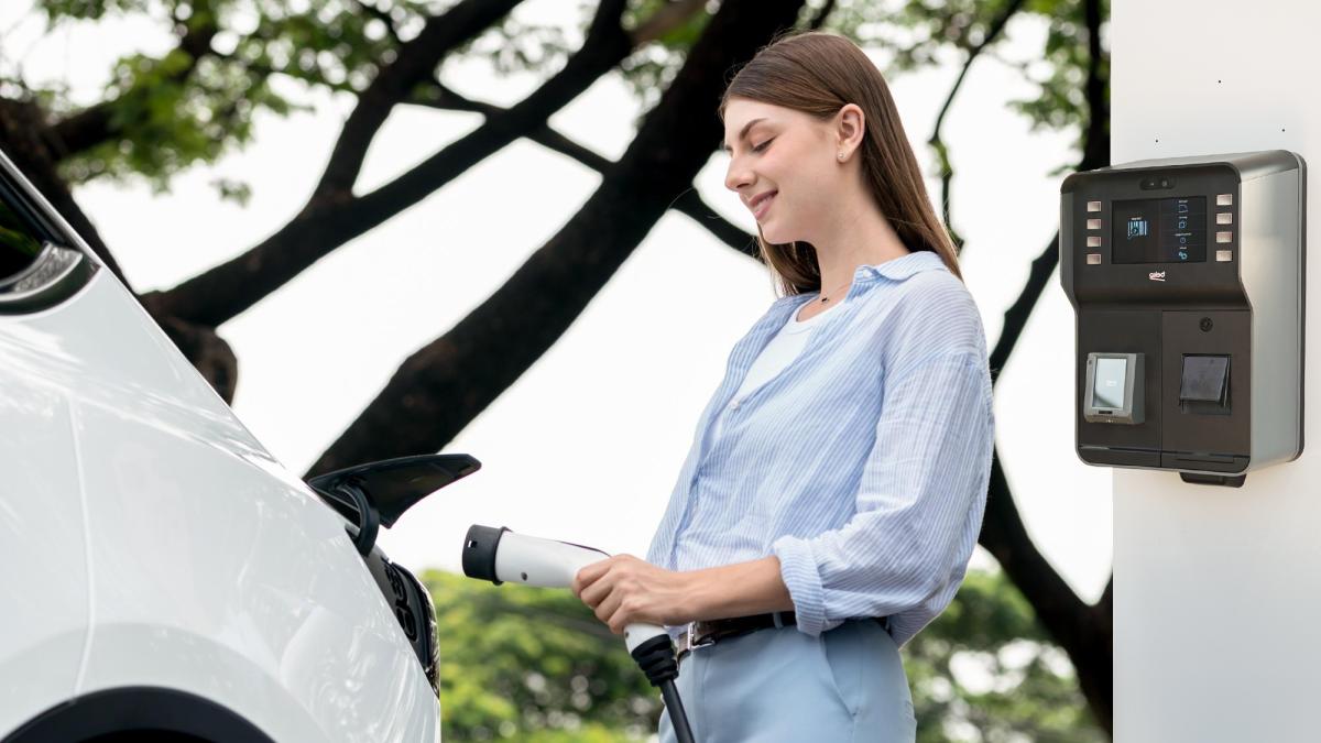 vz8n5dps747qg1y_15439000