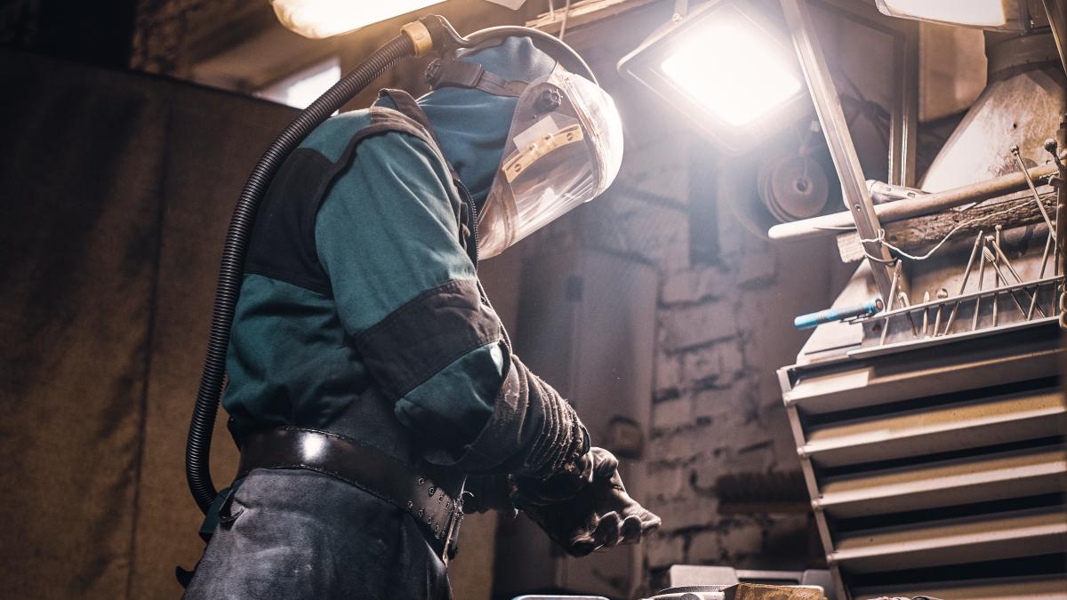 process-creating-new-metal-parts-busy-workshop-made-by-worker_78326400