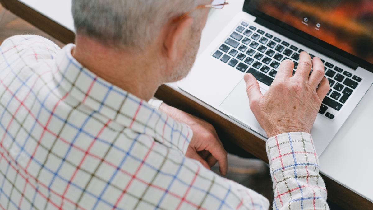 pensionar-la-calculator_74420400