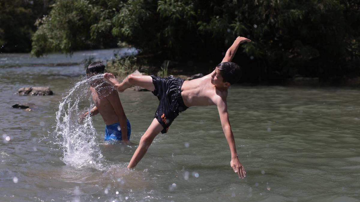 id267388_inquam_photos_george_calin_96432500