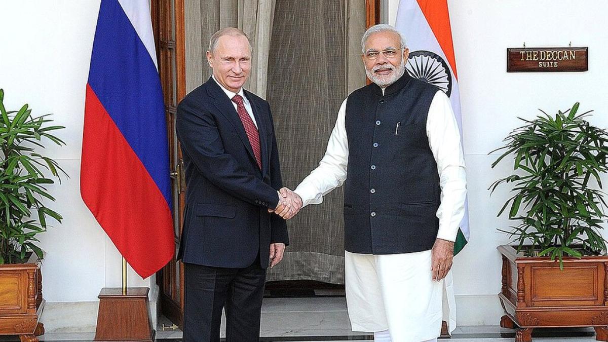 1024px-putin_and_modi_in_new_delhi_in_2014_21733900