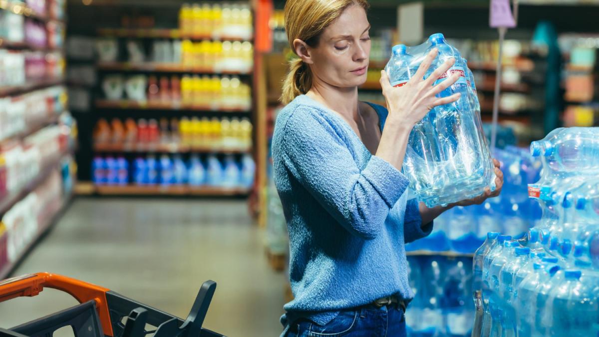 apa-minerala_85711200