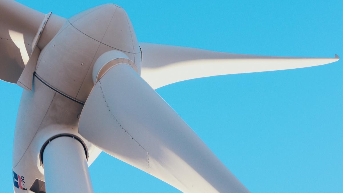 Cea mai puternică turbină eoliană din lume, un demon cu două capete