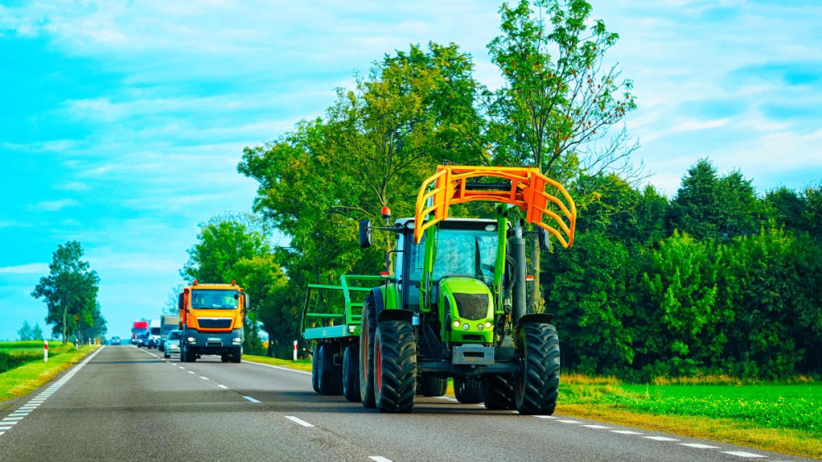 Când se vor putea înscrie fermierii pentru Programul Rabla Tractoare. Răspunsul dat de Laurențiu Neculaescu, președintele AFM