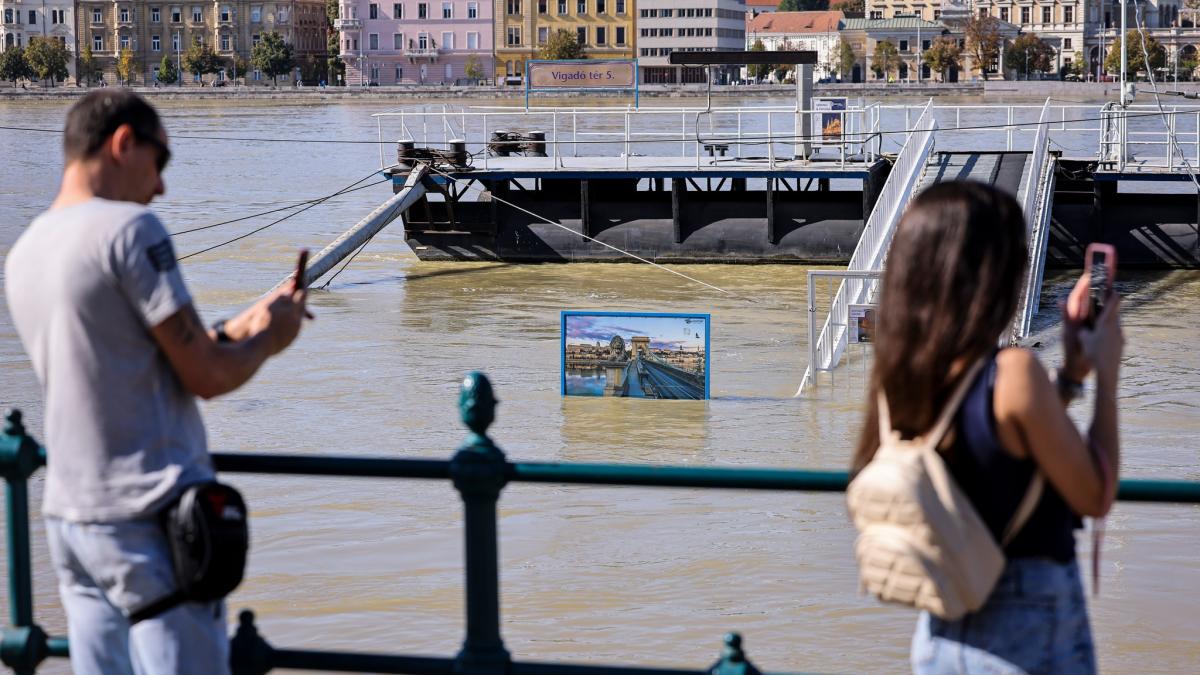 budapesta-dunare_09940400