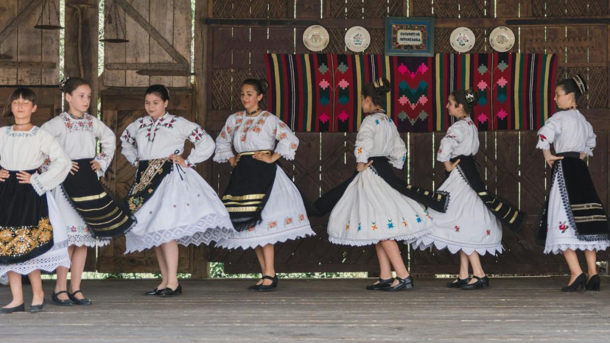 De ce nu vin turiști străini în România? Șeful ANAT: România, țara care nu se vinde!