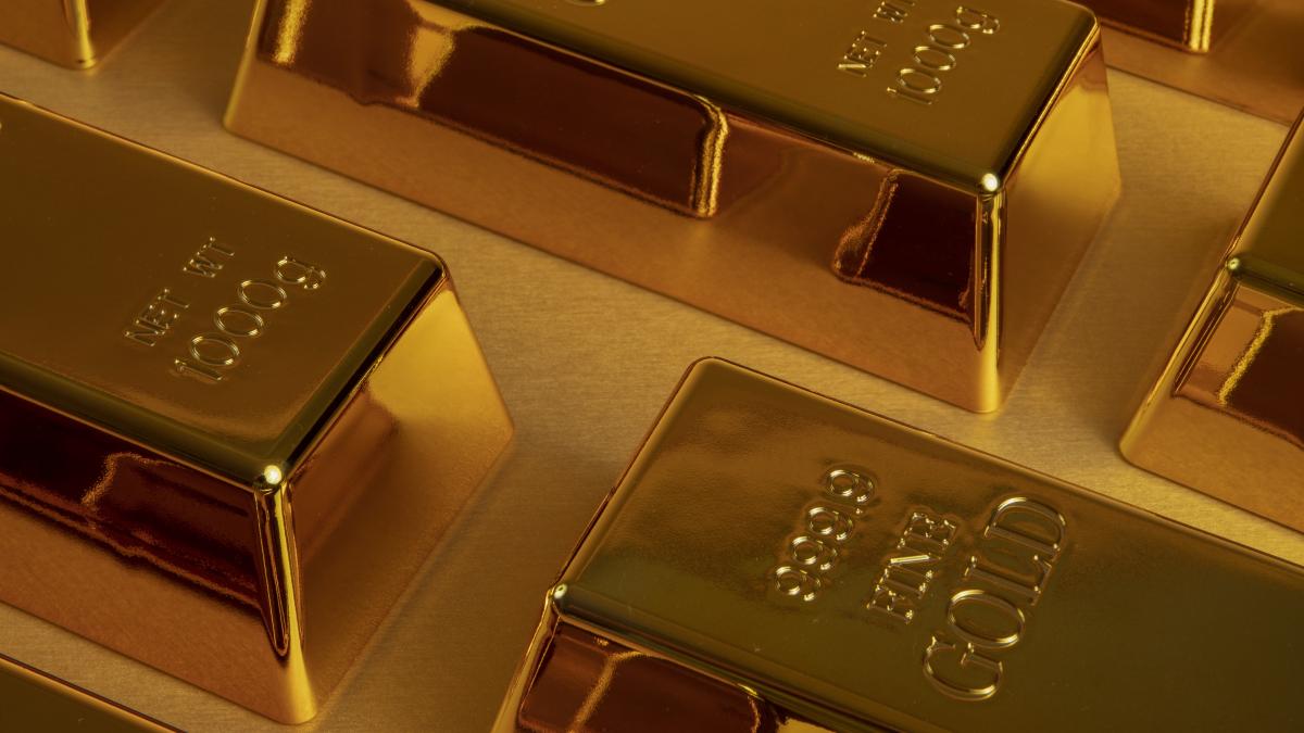 aesthetic-wallpaper-with-gold-bars-high-angle_94431200