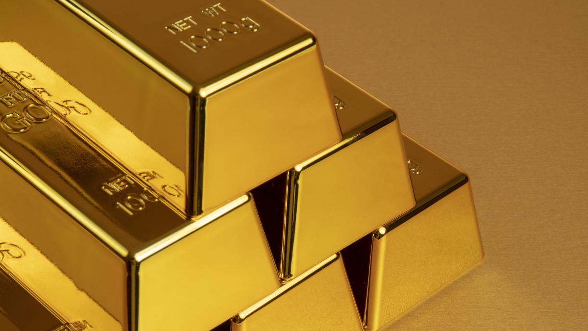 high-angle-aesthetic-wallpaper-with-gold-bars-1_37392700