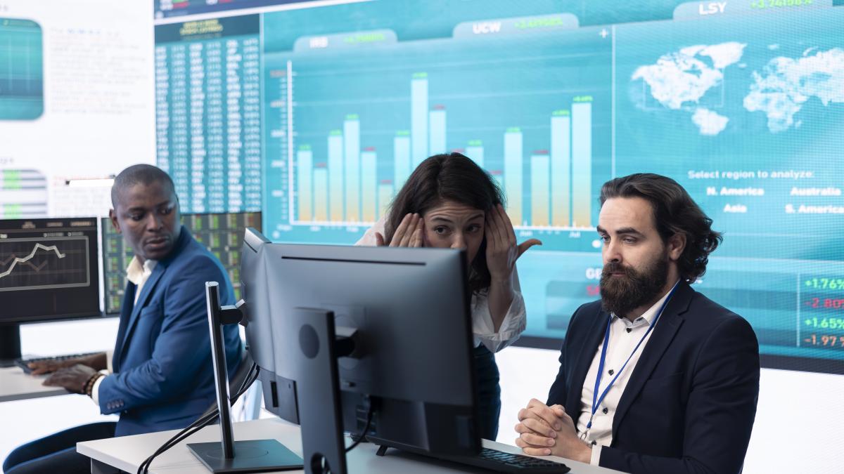 displeased-project-manager-sharing-failure-with-her-worker_53388400