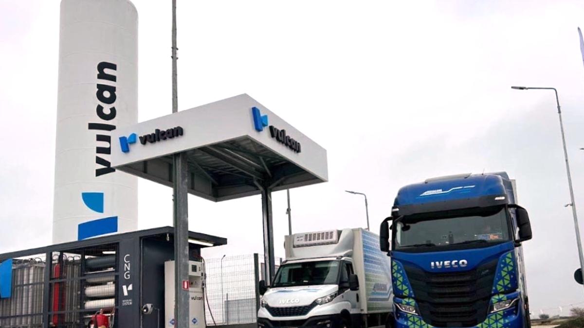 Reportaj DC News de la inaugurarea de către Vulcan a primei stații LNG și BioLNG din România