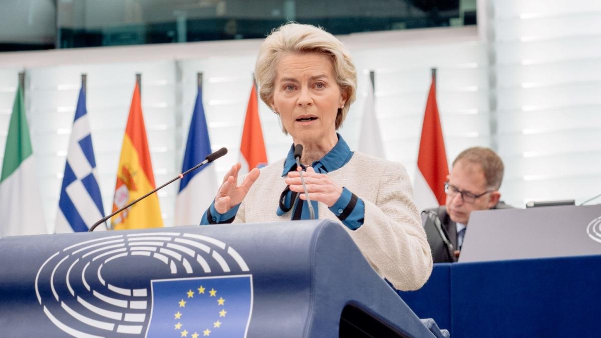 ursula-von-der_47993100