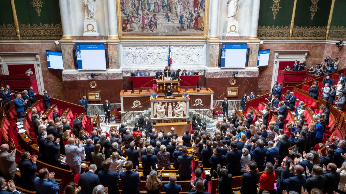 franta-parlament_78955200