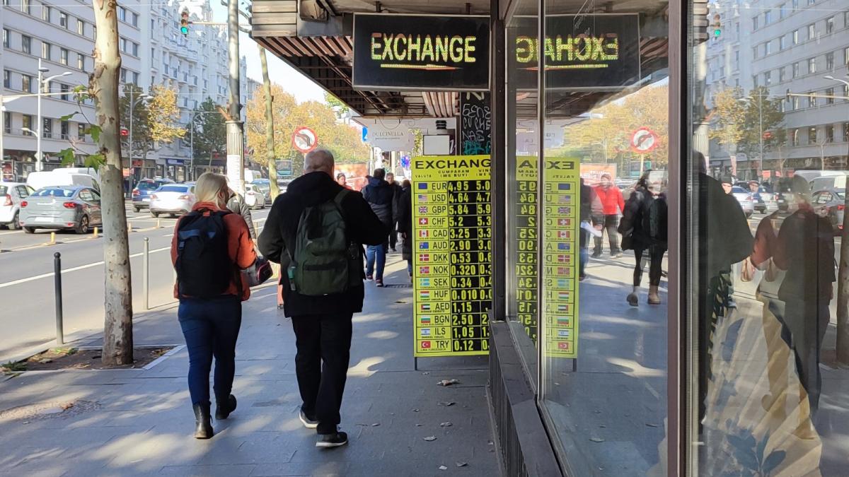 curs-valutar_14731100