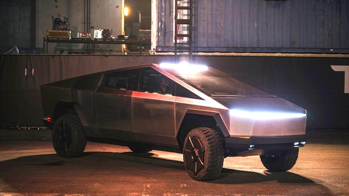 Un Cybertruck a explodat în fața hotelului Trump din Las Vegas, Reacția lui Elon Musk