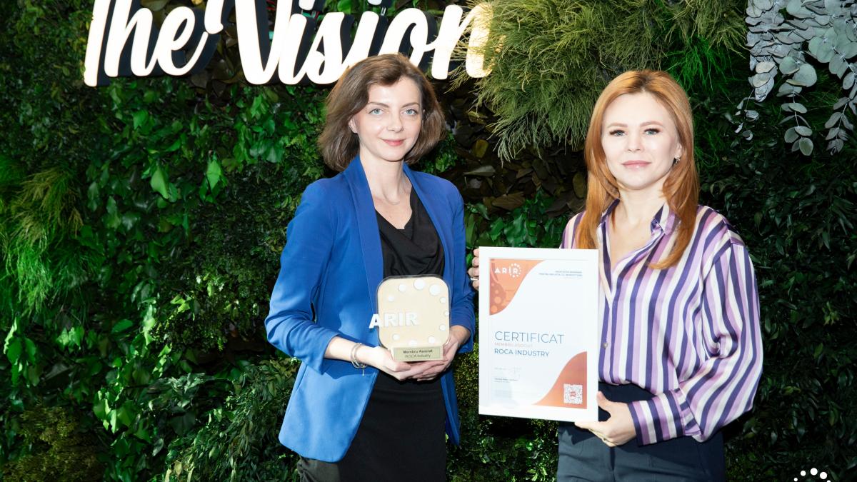 alexandra-titan--daniela-maior_43549300