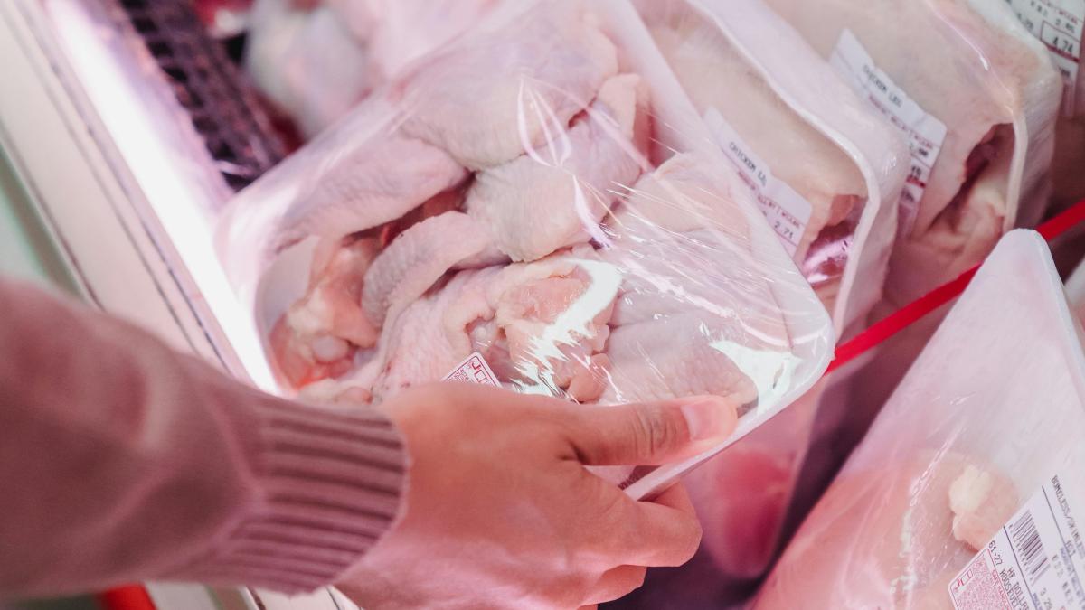 carne-cumparaturi_04588100