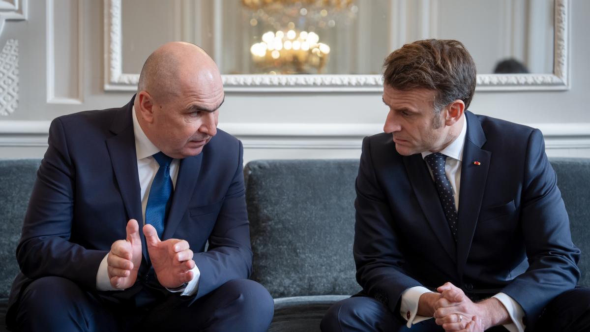 ilie-bolojan-si-emmanuel-macron_09056700