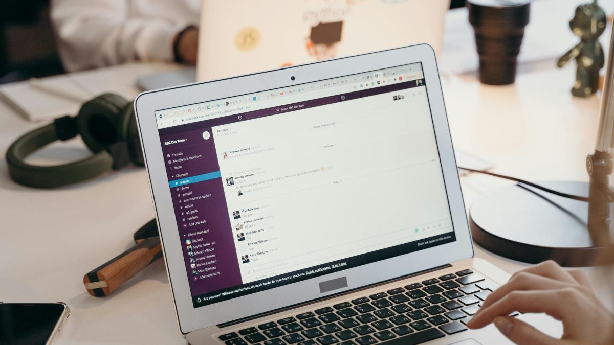 pexels-cottonbro-7438111_55399500