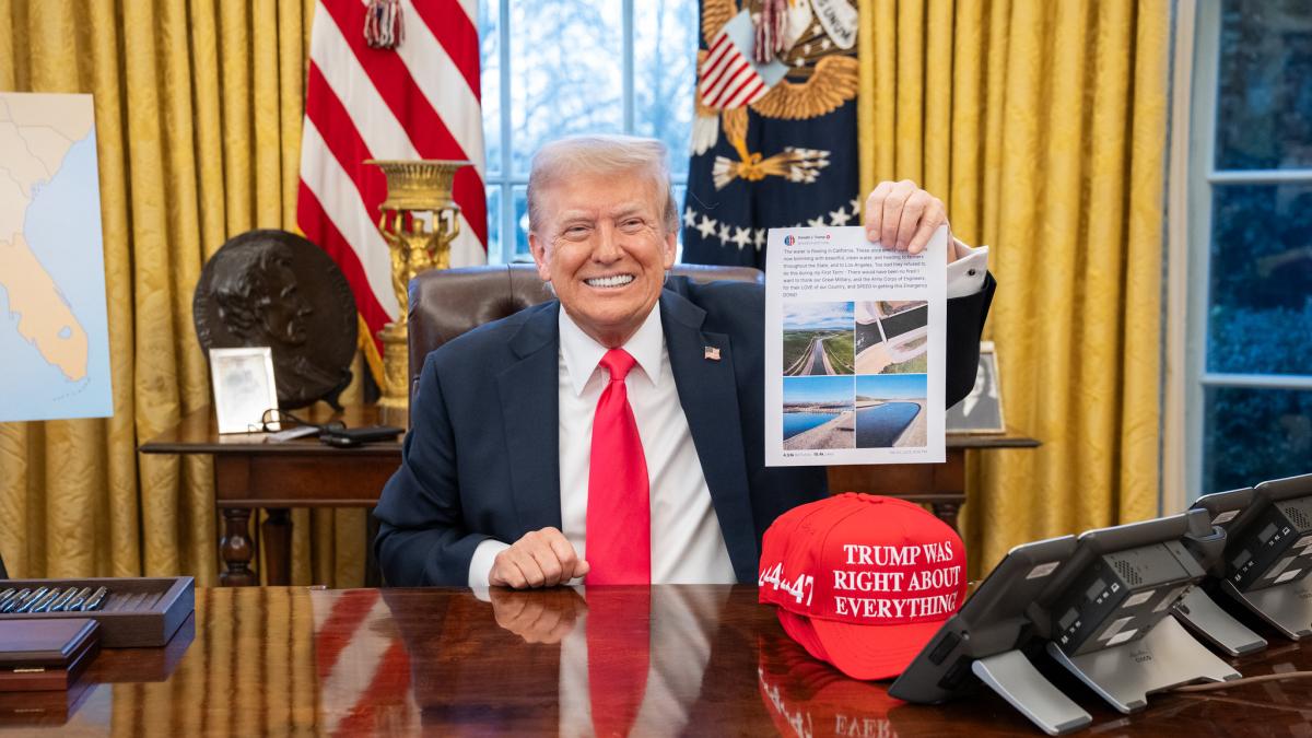 donald-trump_12030000