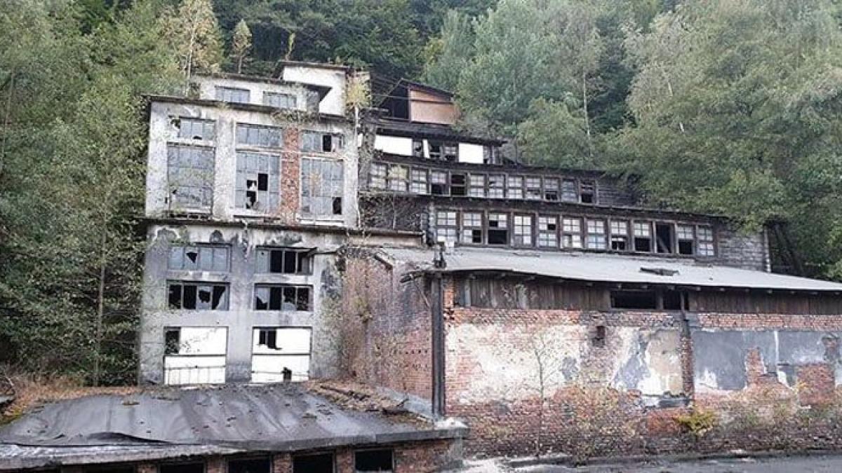 mina-de-grafit-baia-de-fier_17390200