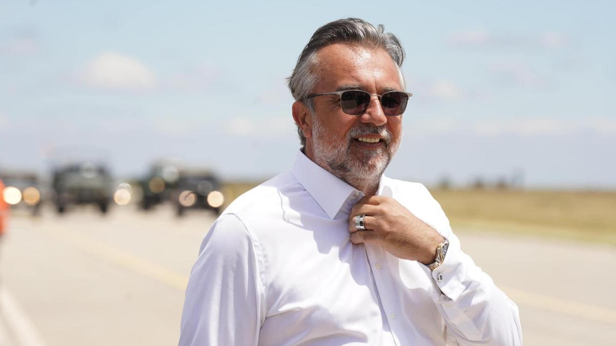 lucian-romascanu_25066600