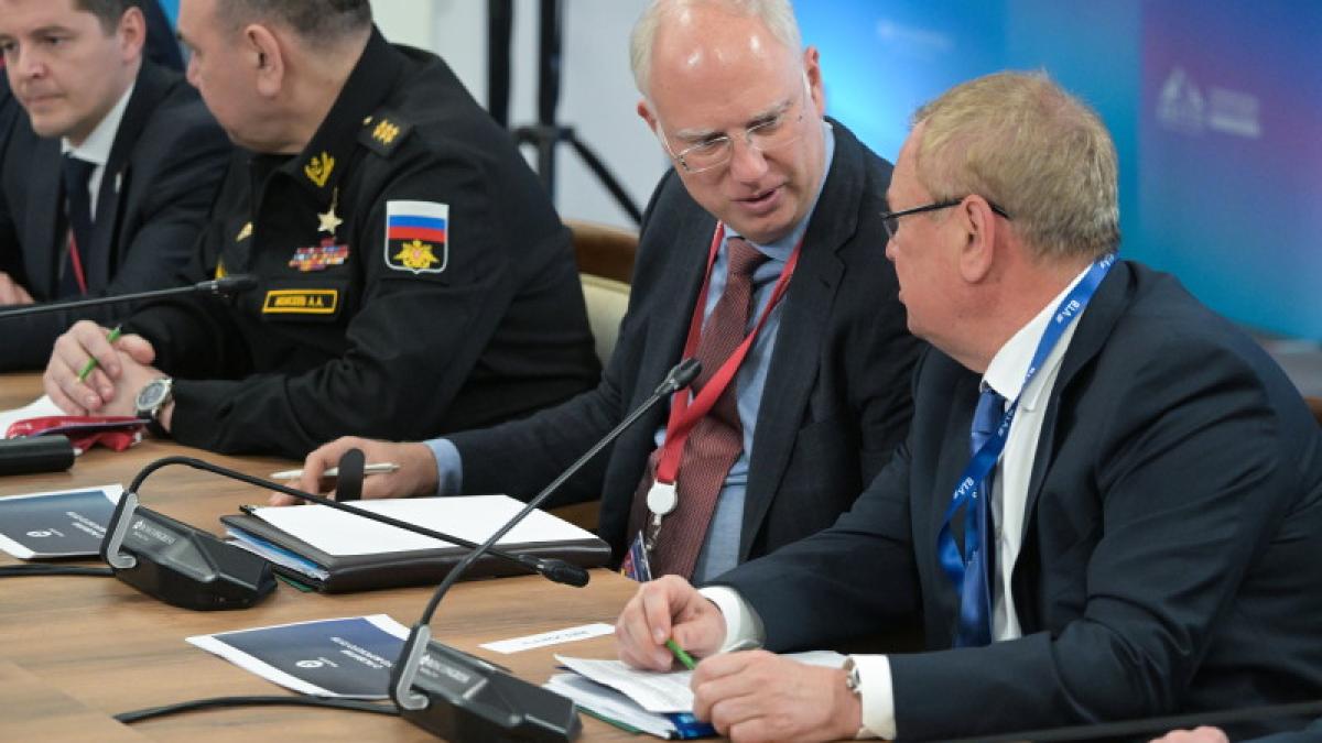 kirill-dmitriev_67215600