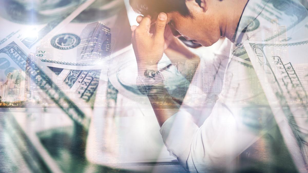 asian-worker-team-casual-think_99601000